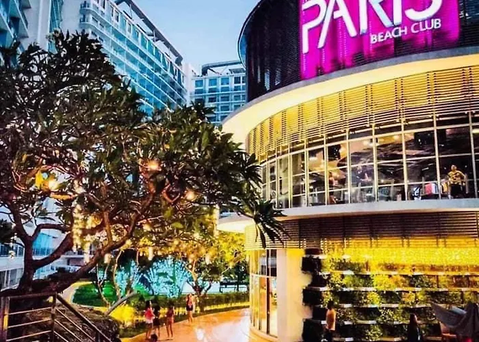 Stunning 1-bed In Paranaque * Manila